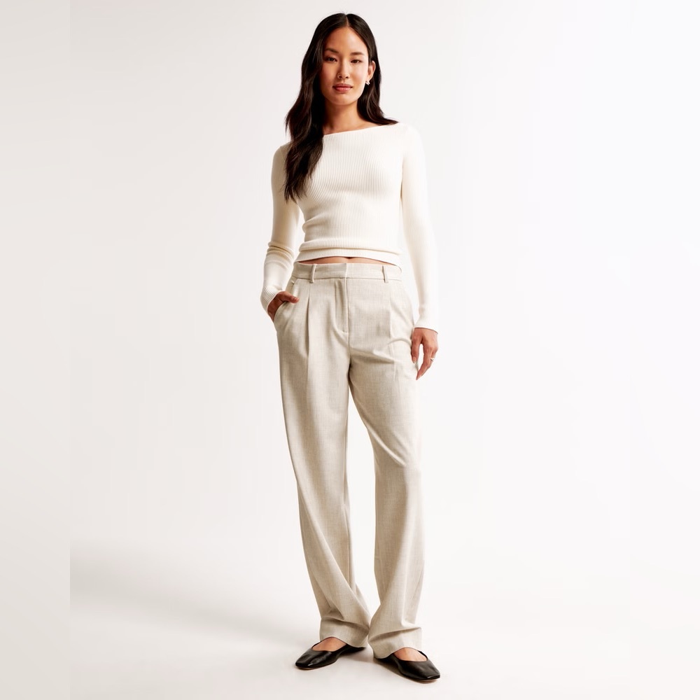 A & F Women's QUINN TAILORED STRAIGHT PANTS- Size 30 LONG